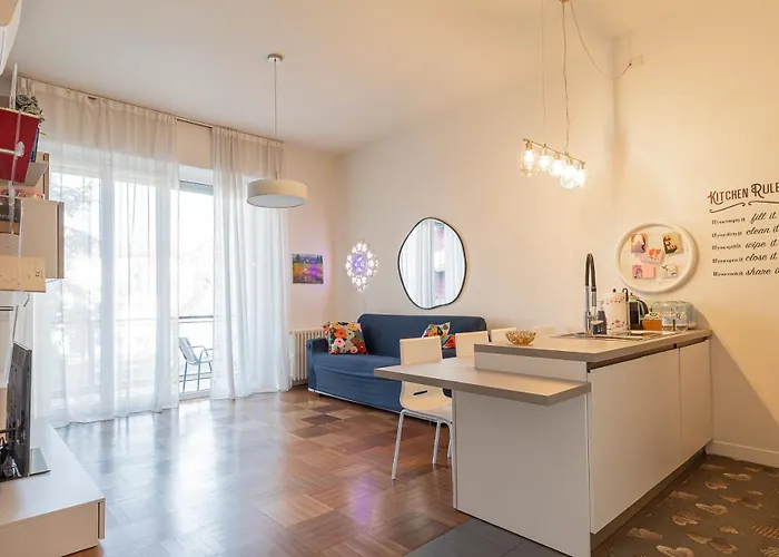 La Bella Milano-les Nubles Sabotino * Милан